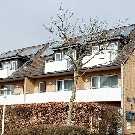 Haus Dithmarschen 2 *